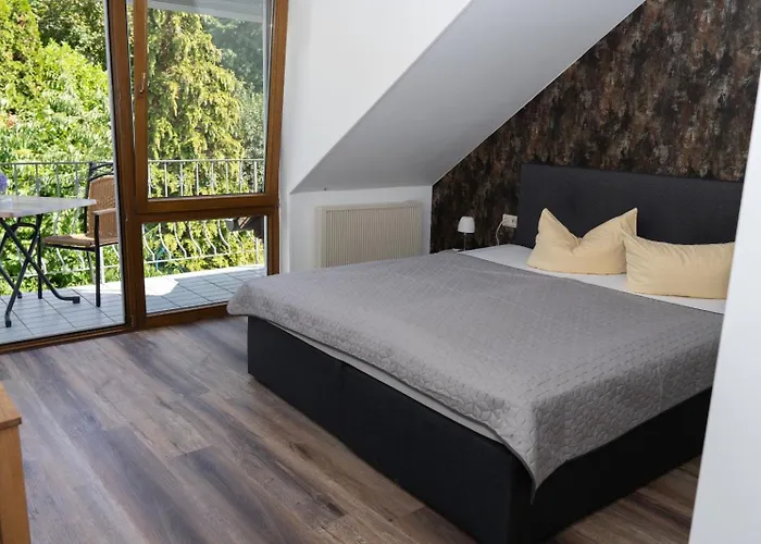 Restaurant Moselblick מלון